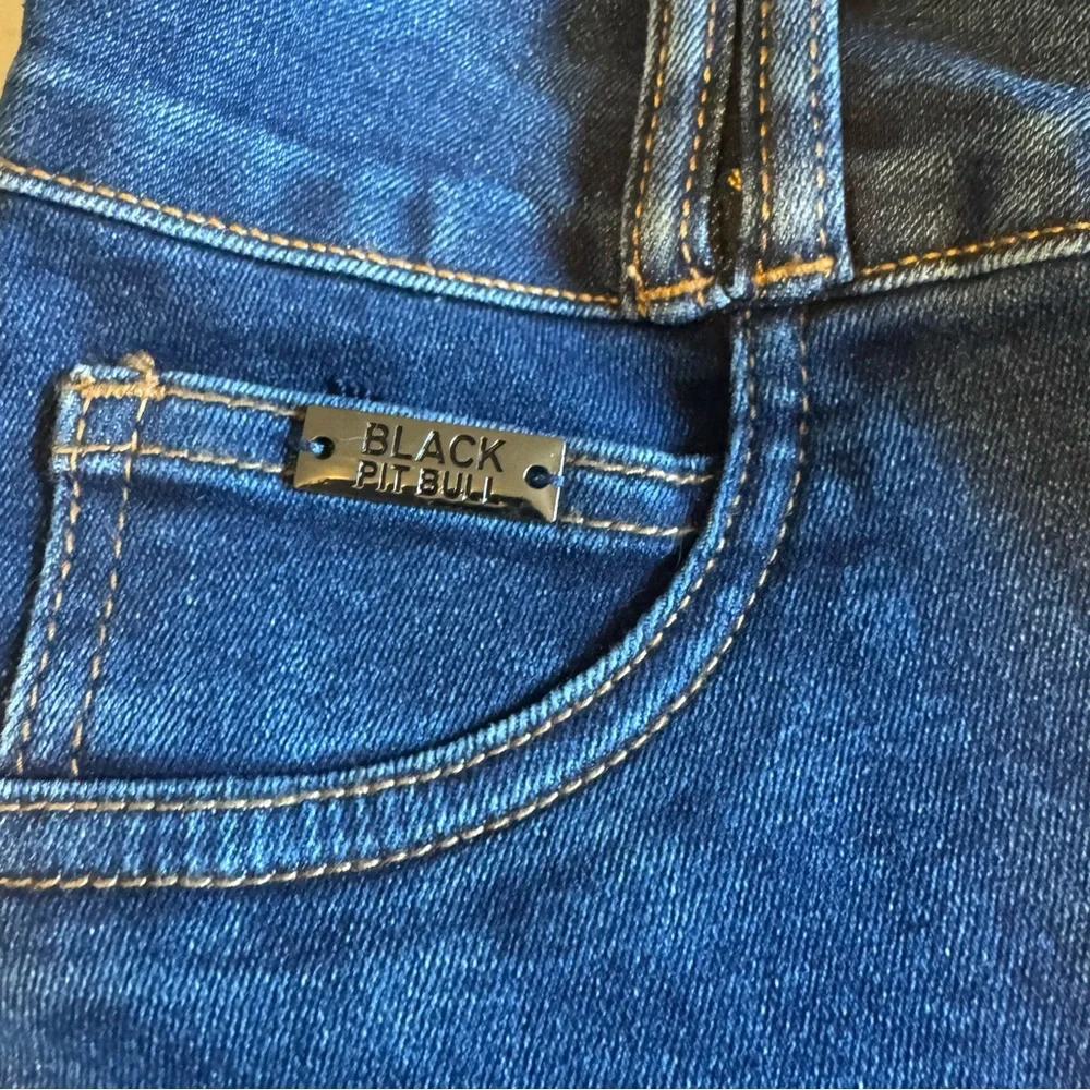 BLACK PITBULL Brazilian High Waisted Skinny Sculpturing & Butt Lift Jeans - Picture 8 of 16